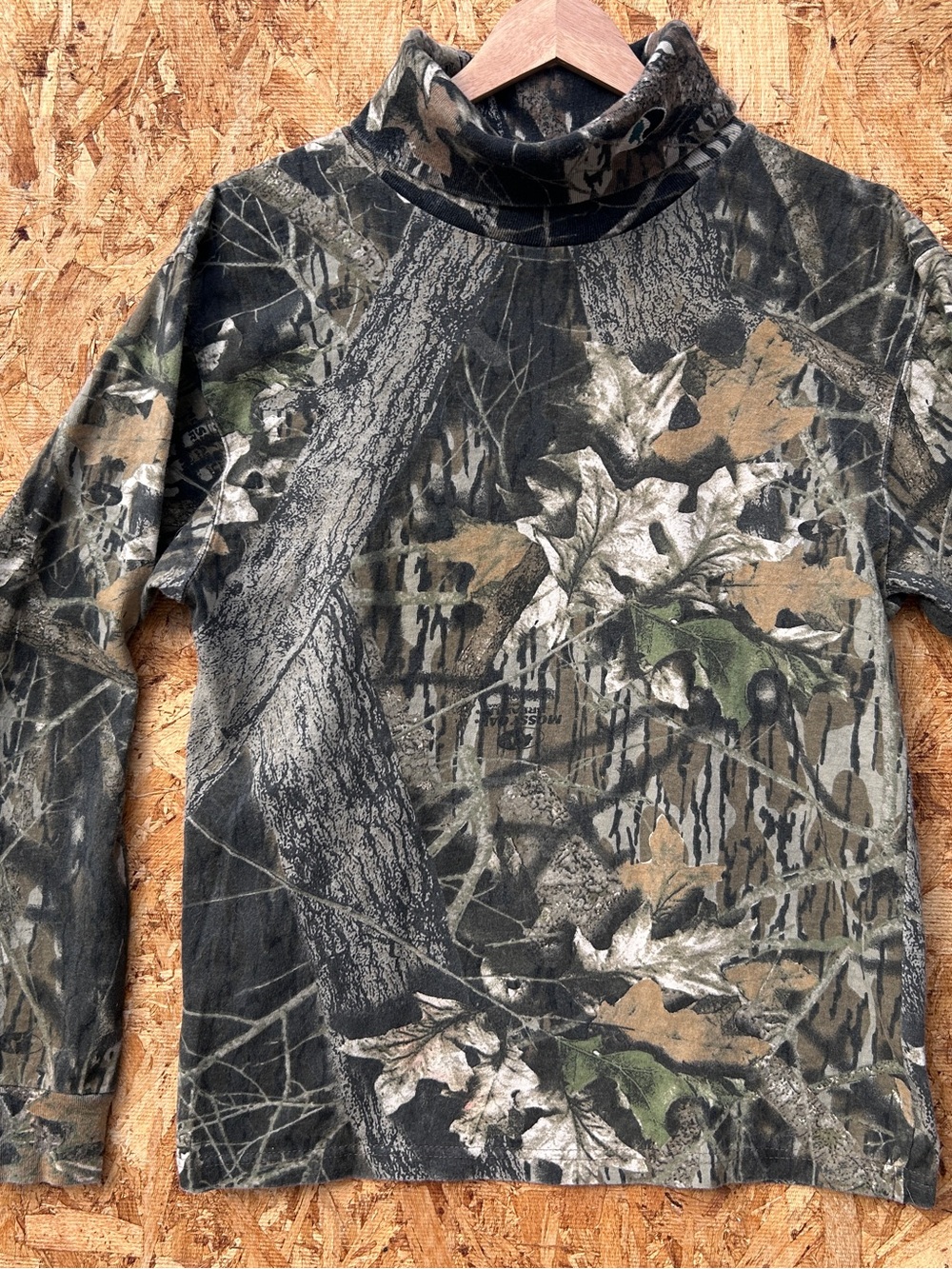 Mossy Oak Boys' Long-Sleeve Camo Turtleneck - Green, Brown, Black